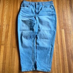 American Eagle Stretch Mom Jeans